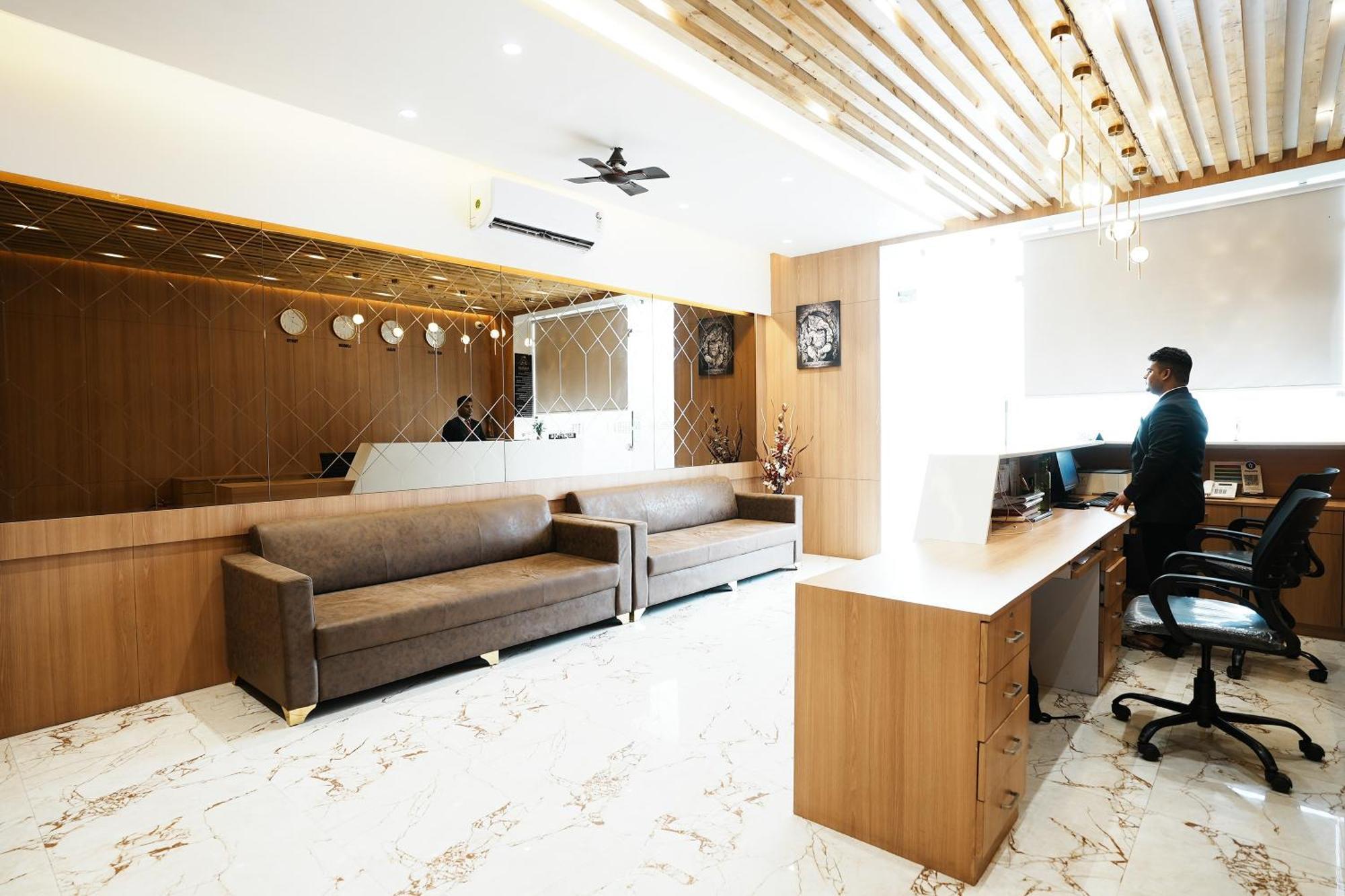 Madhav Residency Hotel & Banquet, Kalyan, Mumbai Zewnętrze zdjęcie